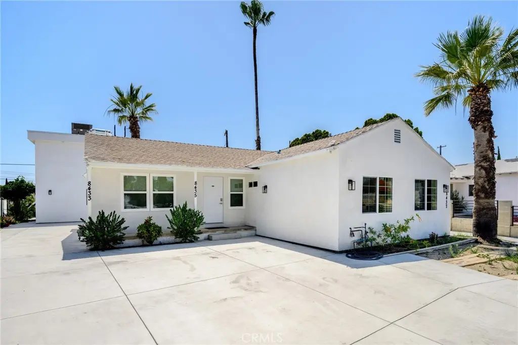 8435 Rincon Avenue, Sun Valley, CA — listing photo 1