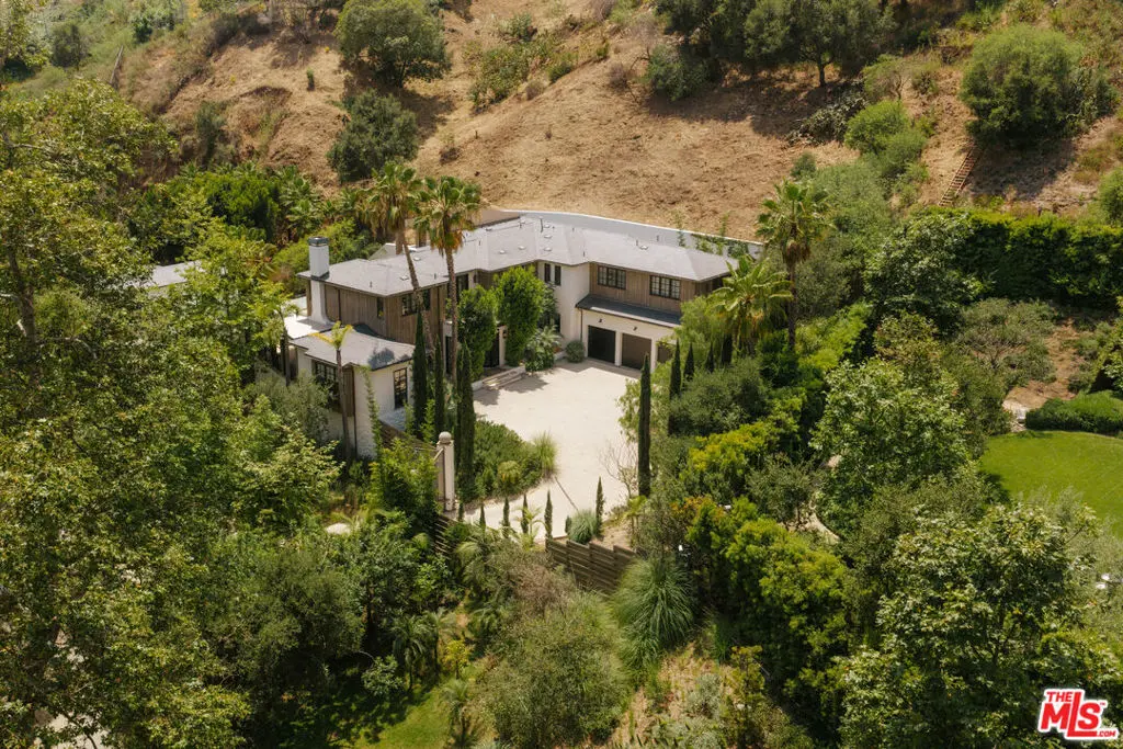 1105 Rivas Canyon Road, Pacific Palisades, CA — listing photo 1