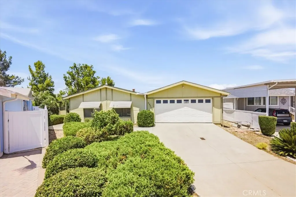 Manufactured On Land for sale at 28900 Via La Espalda, Murrieta, CA featuring 2 beds and 2 baths