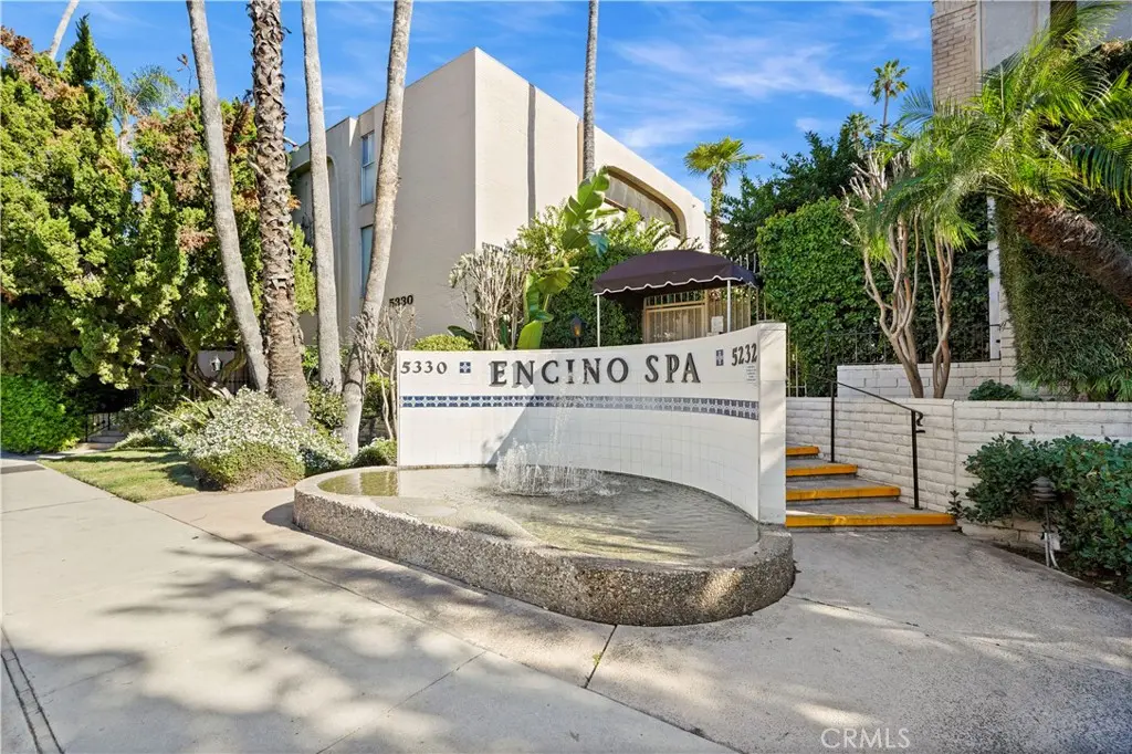 5330 Lindley 209, Encino, CA — listing photo 1