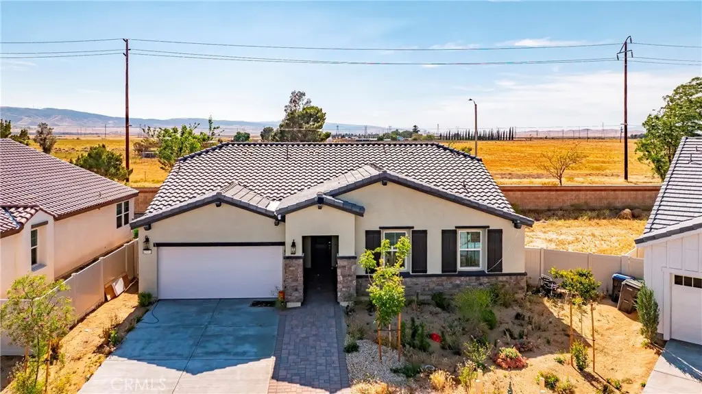 Single Family Residence for sale at 45061 Floral Vista, Lancaster, CA featuring 3 beds and 2 baths