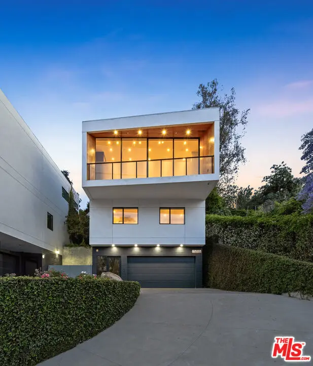 Single Family Residence for sale at 2412 Riverside Drive, Los Angeles, CA featuring 3 beds and 4 baths