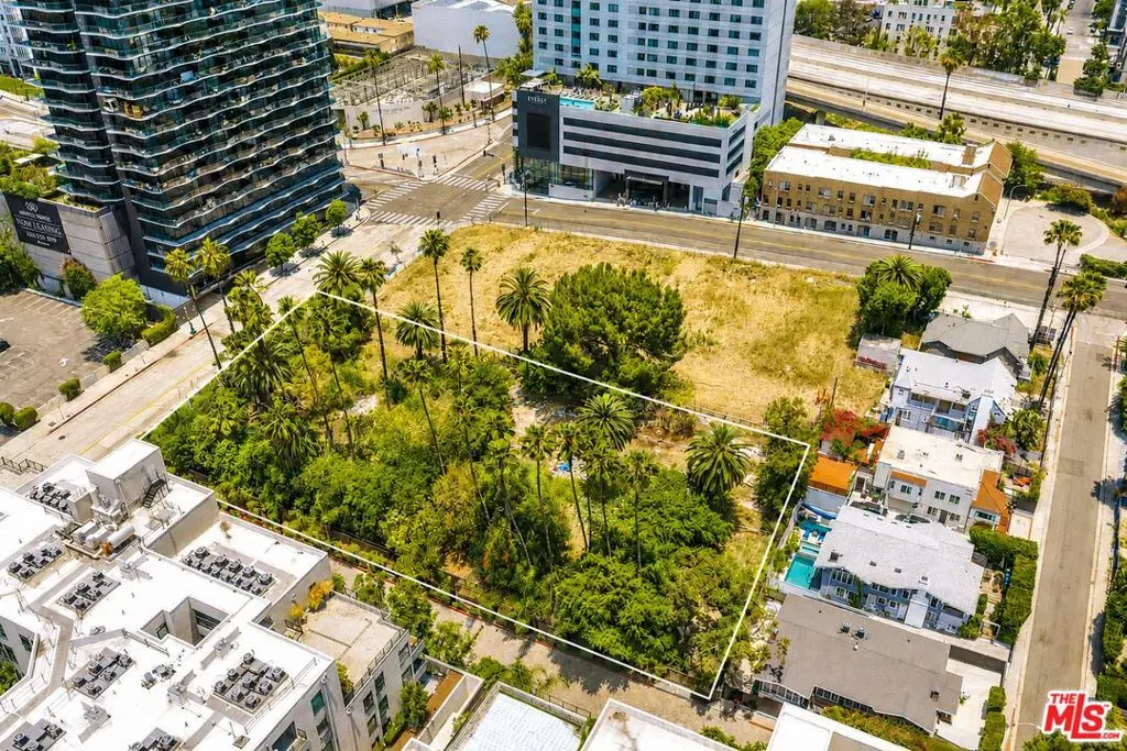 1750 Argyle Avenue, Los Angeles, CA — listing photo 1