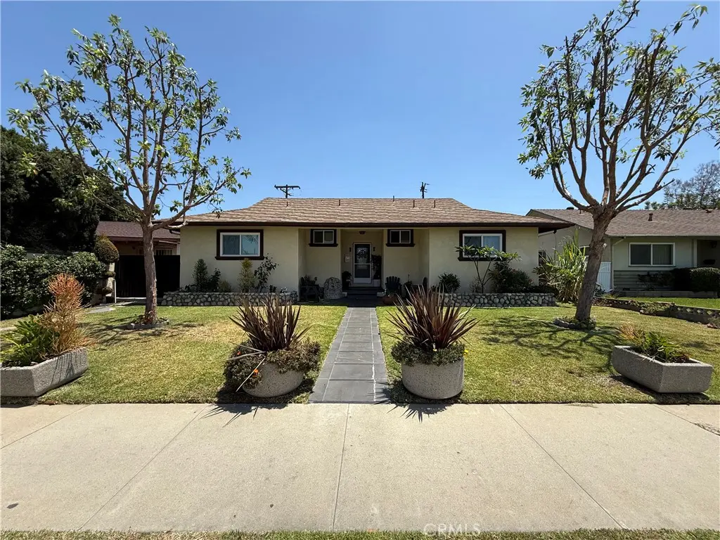 Single Family Residence for sale at 502 S Magnolia Avenue, Anaheim, CA featuring 3 beds and 2 baths