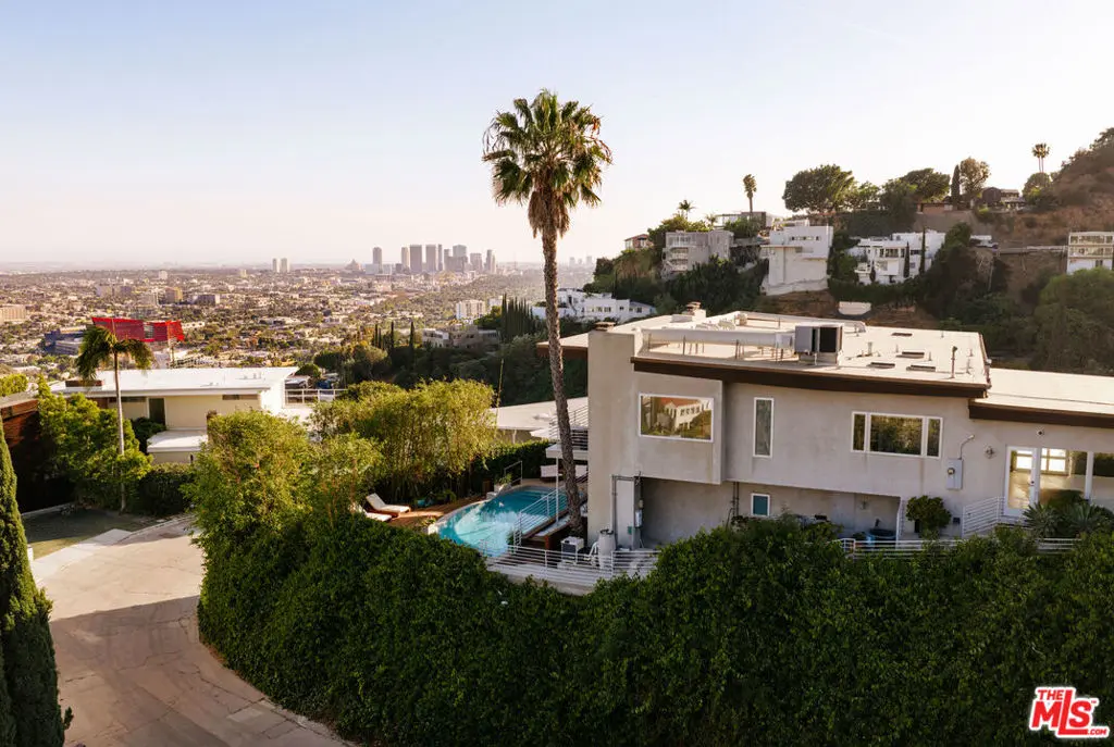 Single Family Residence for sale at 8555 Hollywood Boulevard, Los Angeles, CA featuring 3 beds and 4 baths