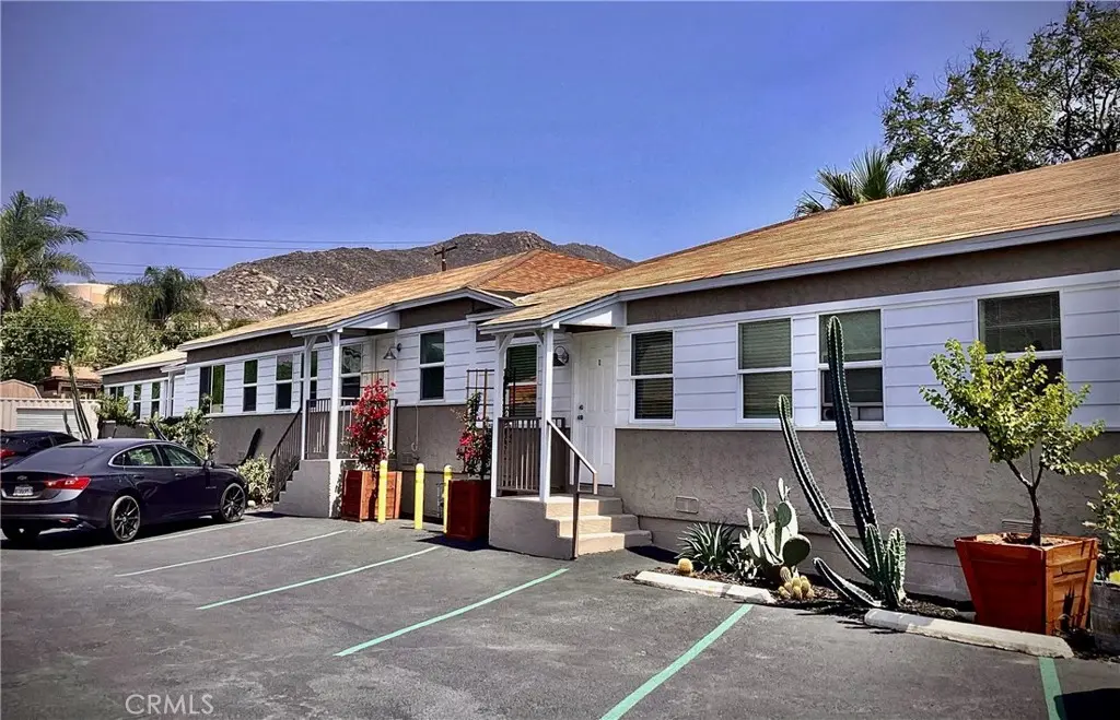 Apartment for sale at 3295 Rubidoux, Jurupa Valley, CA