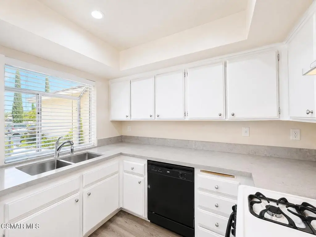 Condominium for sale at 2762 Erringer Road 15, Simi Valley, CA featuring 2 beds and 3 baths