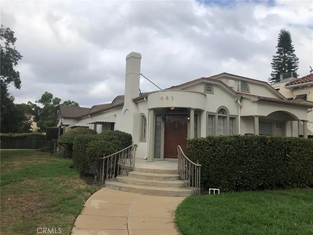 Duplex for sale at 441 E California, Pasadena, CA featuring 5 beds and 5 baths