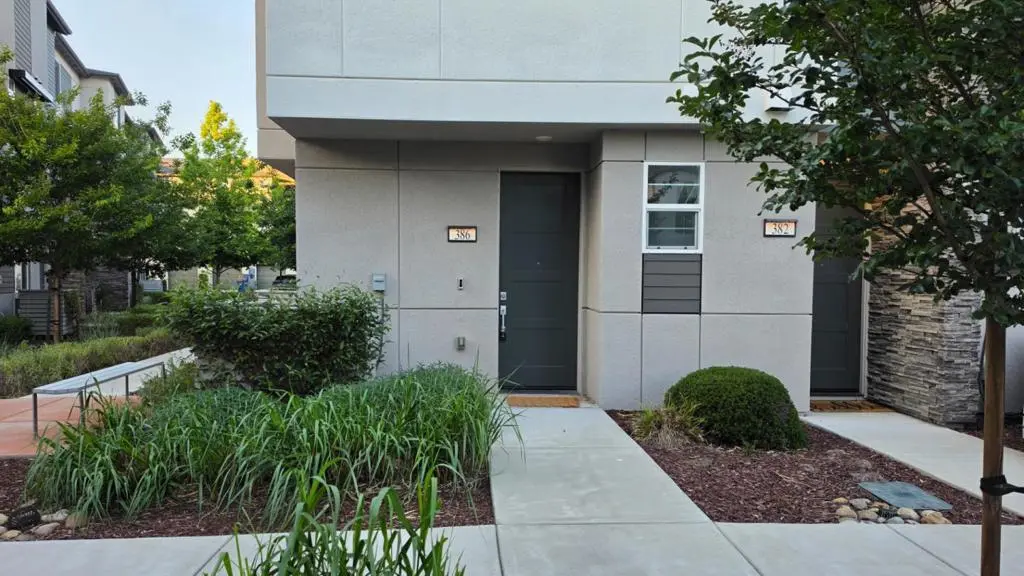 Condominium for sale at 386 Rhythm Lane, Hayward, CA featuring 1 bed and 1 bath