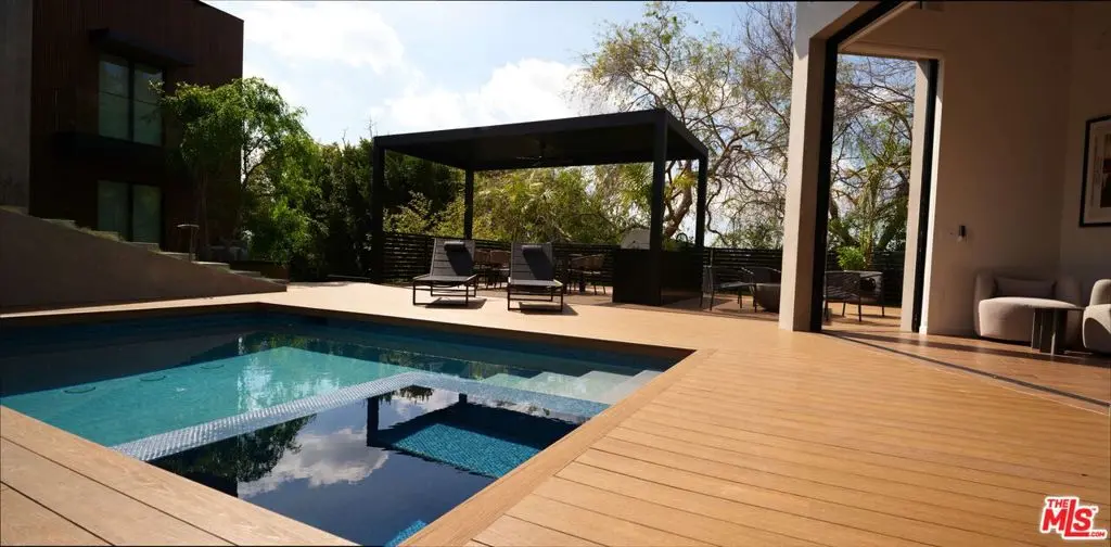 Residential Lease for rent at 2309 Hollyridge Drive, Los Angeles, Los Angeles County, CA featuring 3 beds and 4 baths
