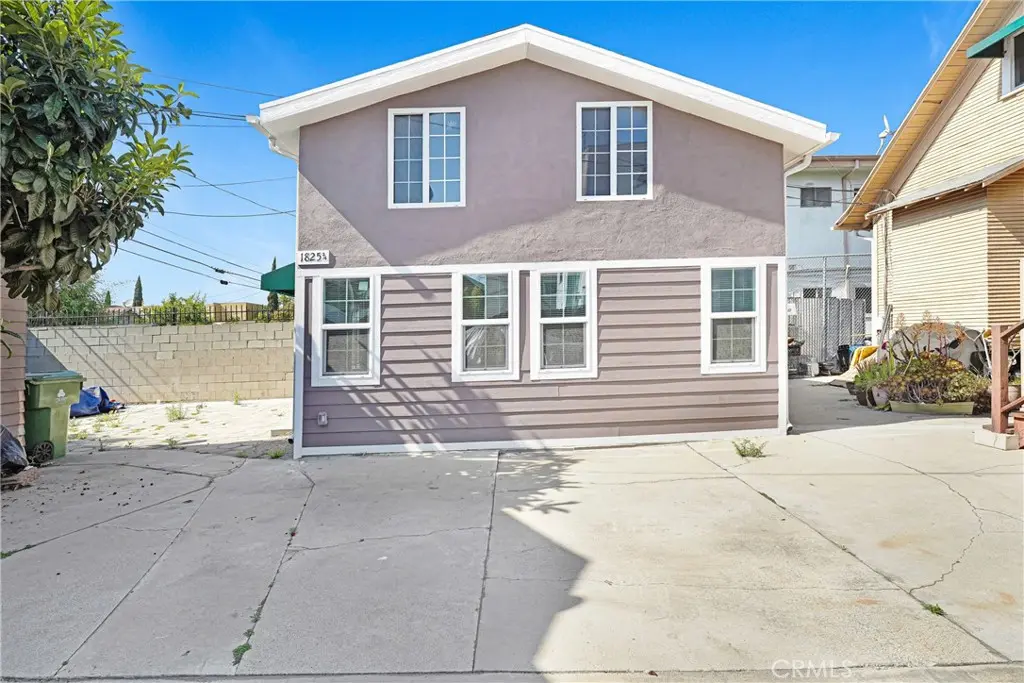 Residential Lease for rent at 1823 3/4 S Van Ness, Los Angeles, Los Angeles County, CA and 1 bath