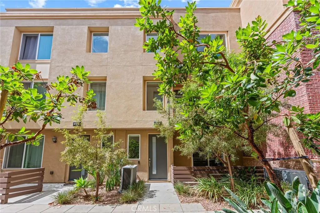 Townhouse for sale at 422 W Route 66 47, Glendora, CA featuring 3 beds and 3 baths