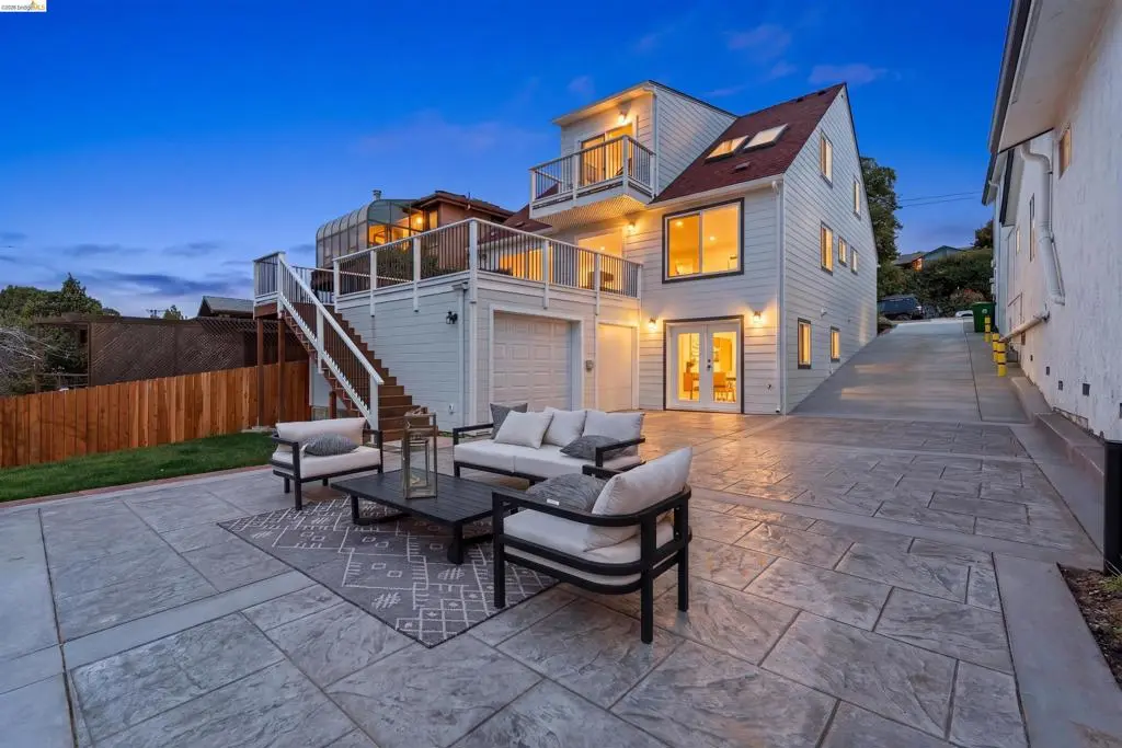 Single Family Residence for sale at 857 Balra Dr, El Cerrito, CA featuring 4 beds and 4 baths