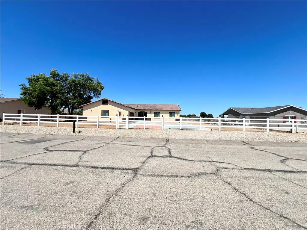 40719 171th Street, Lake Los Angeles, CA — listing photo 1