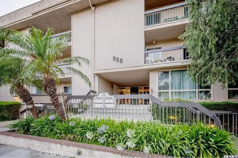 Condominium for sale at 335 N Adams Street 216, Glendale, CA featuring 2 beds and 3 baths