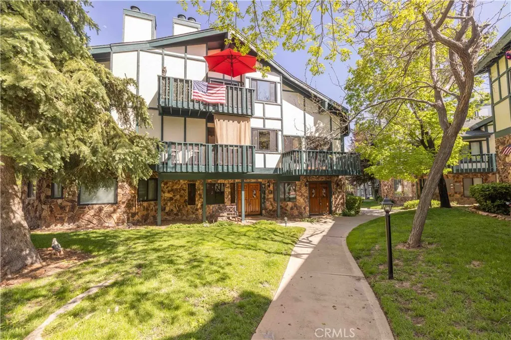 39802 Lakeview Drive 17, Big Bear Lake, CA — listing photo 1