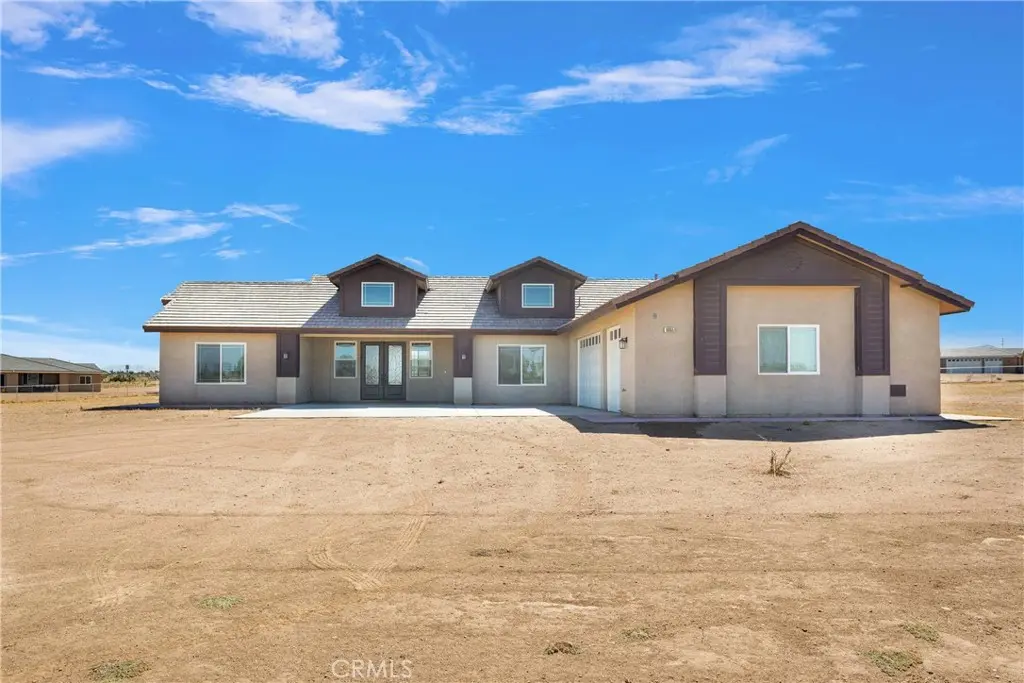 10055 Eaby, Phelan, CA — listing photo 1