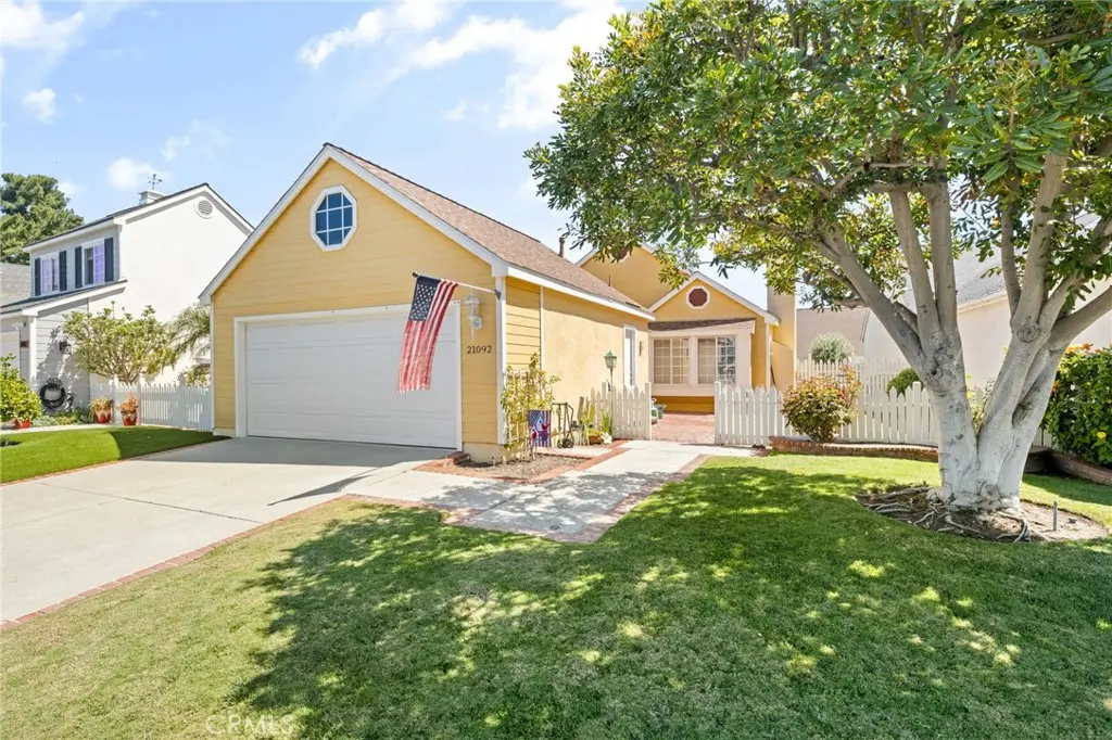 21092 Cedar Lane, Mission Viejo, CA — listing photo 1