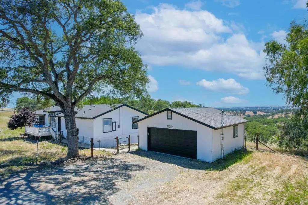 7242 Da Lee Road, Valley Springs, CA — listing photo 1