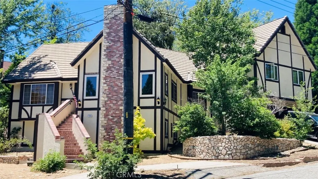 196 Hillcrest Court, Lake Arrowhead, CA — listing photo 1
