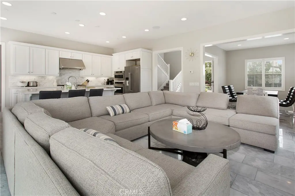 Single Family Residence for rent at 101 Ovation, Irvine, CA featuring 3 beds and 2 baths