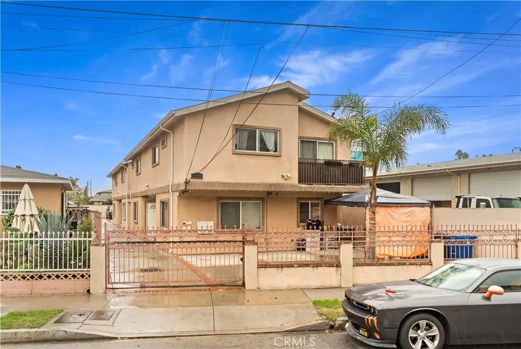 1652 Plaza Del Amo, Torrance, CA — listing photo 1
