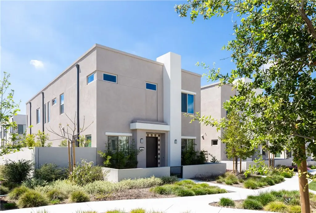 Condominium for rent at 159 Terrapin, Irvine, CA featuring 3 beds and 4 baths