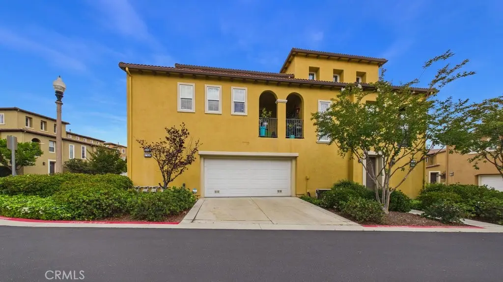 27034 Fairway, Valencia, CA — listing photo 1