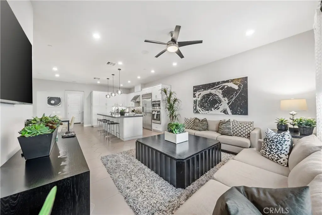 Condominium for rent at 173 Terrapin, Irvine, CA featuring 3 beds and 3 baths