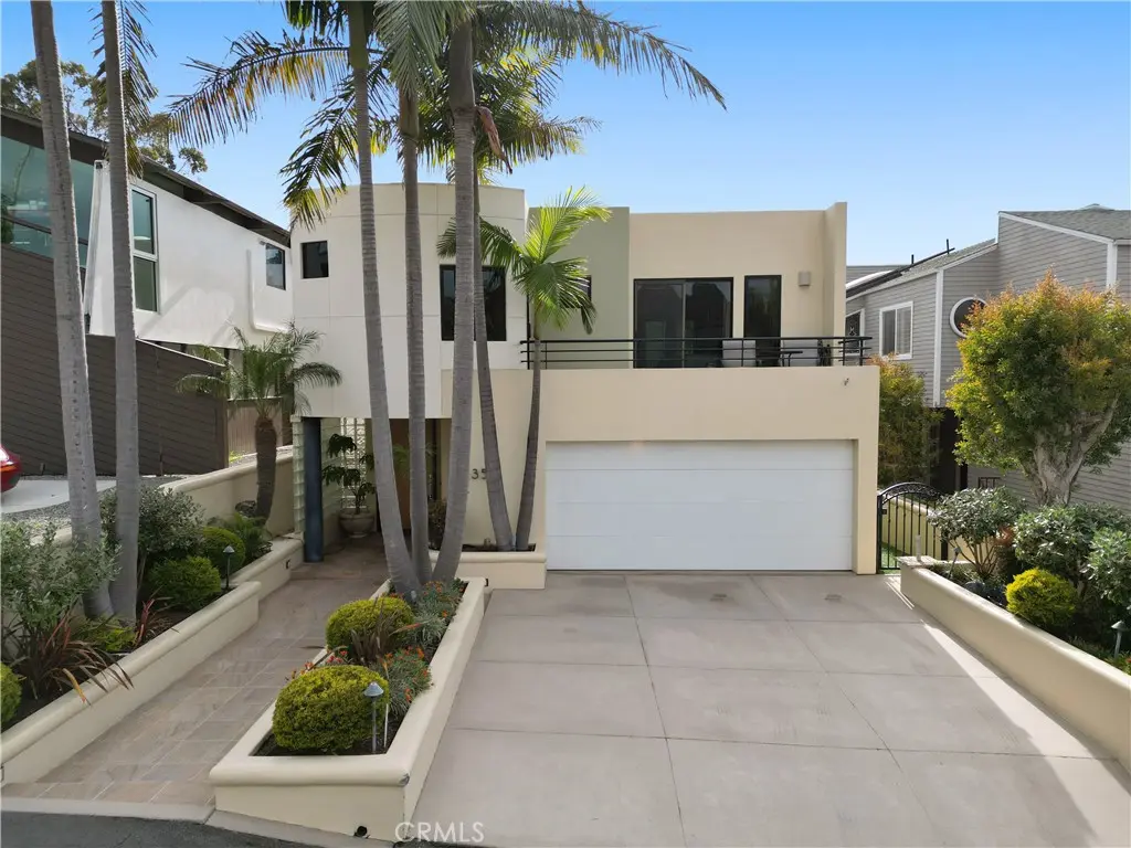Single Family Residence for rent at 1351 La Mirada, Laguna Beach, CA featuring 3 beds and 3 baths