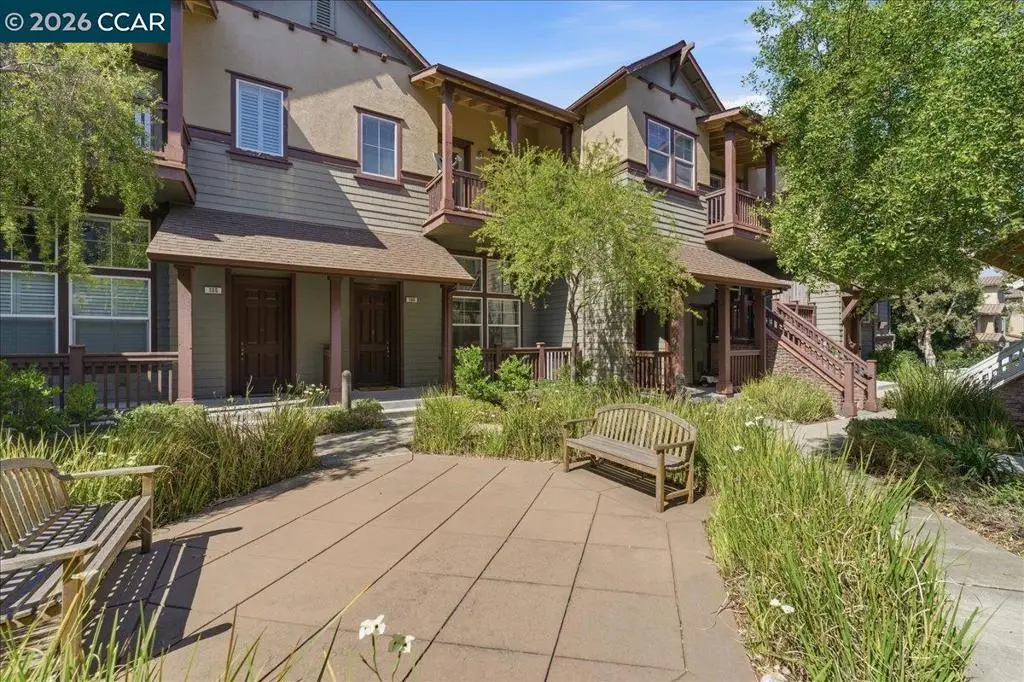 Condominium for sale at 108 Serra Way, San Pablo, CA featuring 3 beds and 3 baths