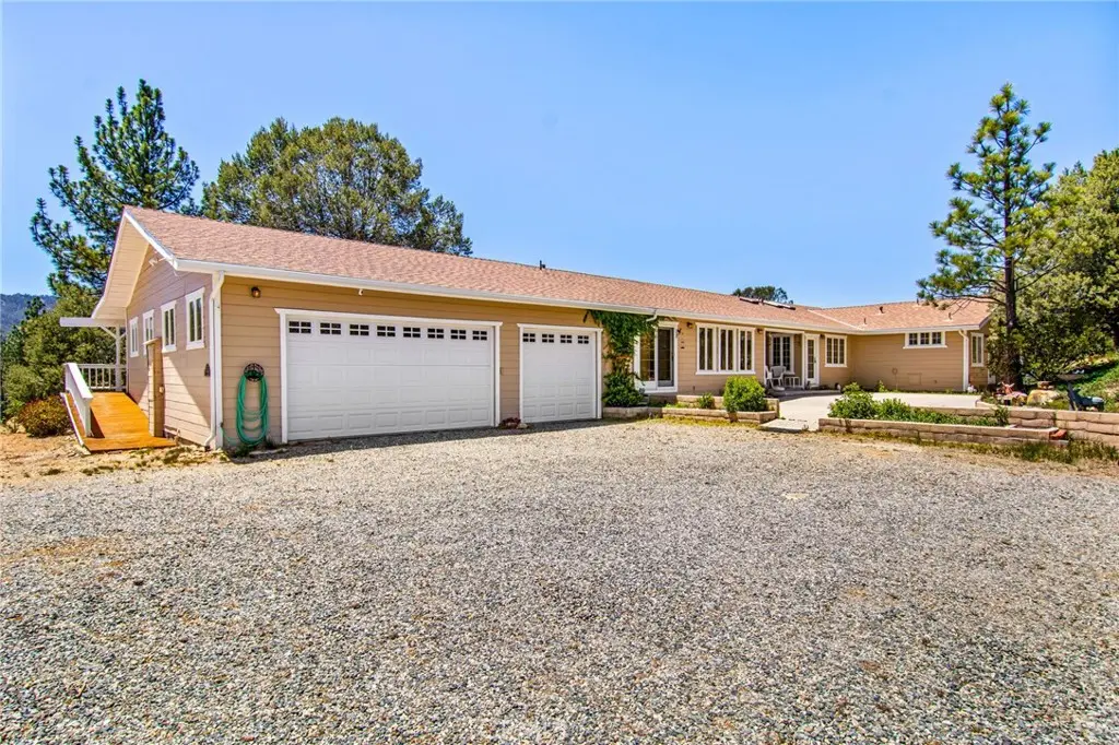 36350 Butterfly Peak, Mountain Center, CA — listing photo 1