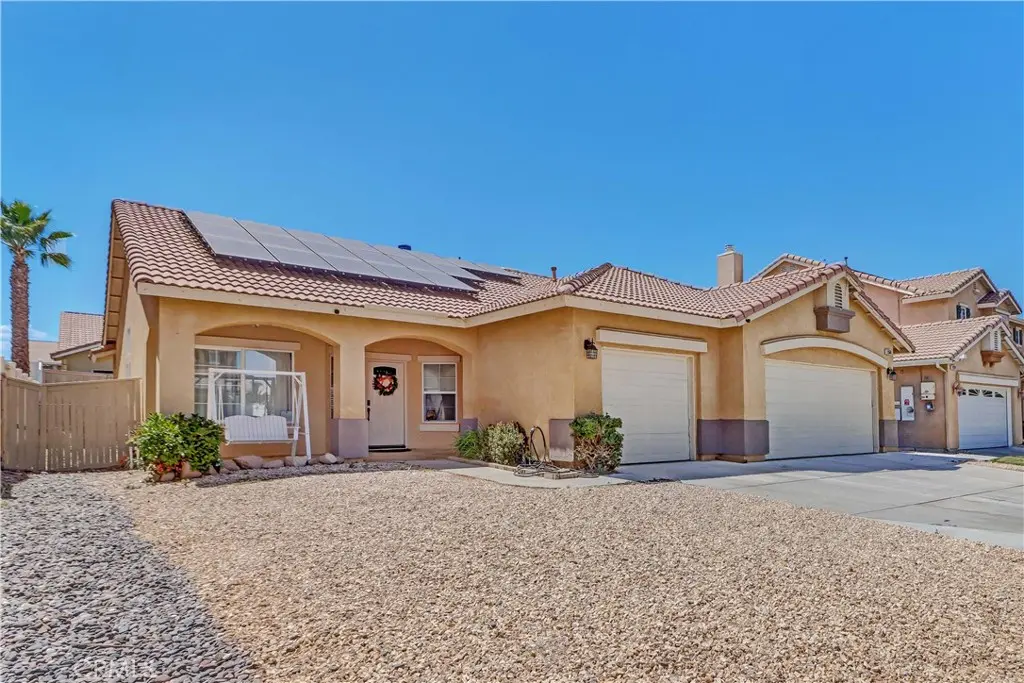12660 Table Rock, Victorville, CA — listing photo 1