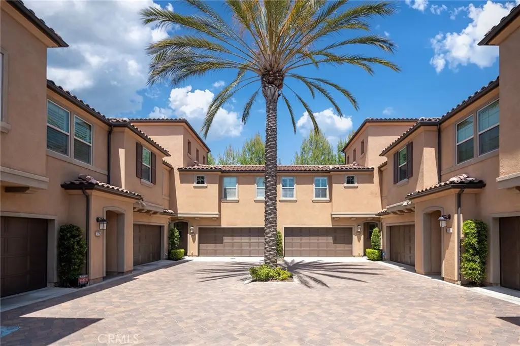 Condominium for sale at 182 Finch, Lake Forest, CA featuring 3 beds and 3 baths