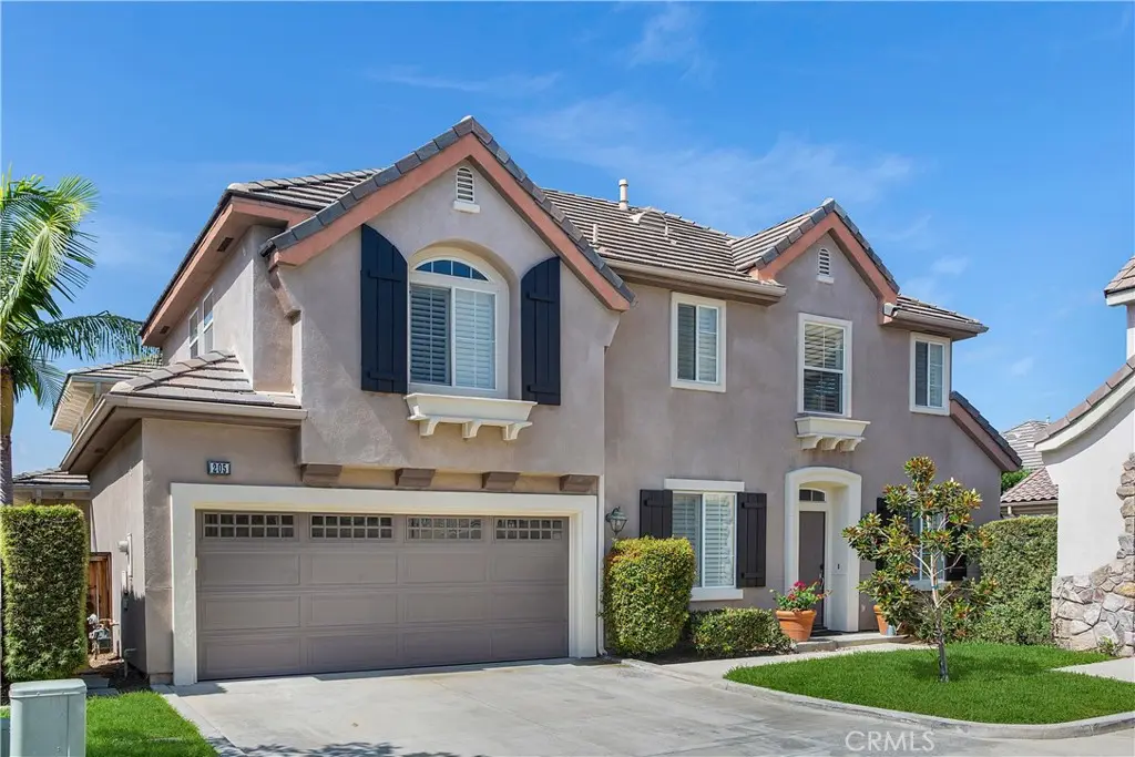 Condominium for rent at 205 Cherrybrook Lane, Irvine, CA featuring 3 beds and 3 baths