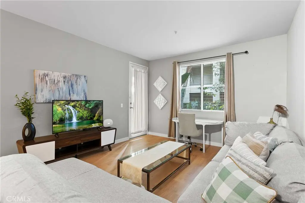 Condominium for rent at 1125 Scholarship, Irvine, CA featuring 1 bed and 1 bath