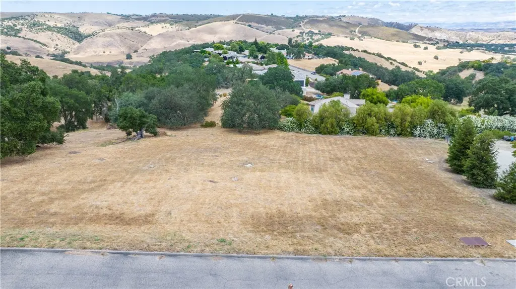 9940 Bluegill Drive, Paso Robles, CA — listing photo 1