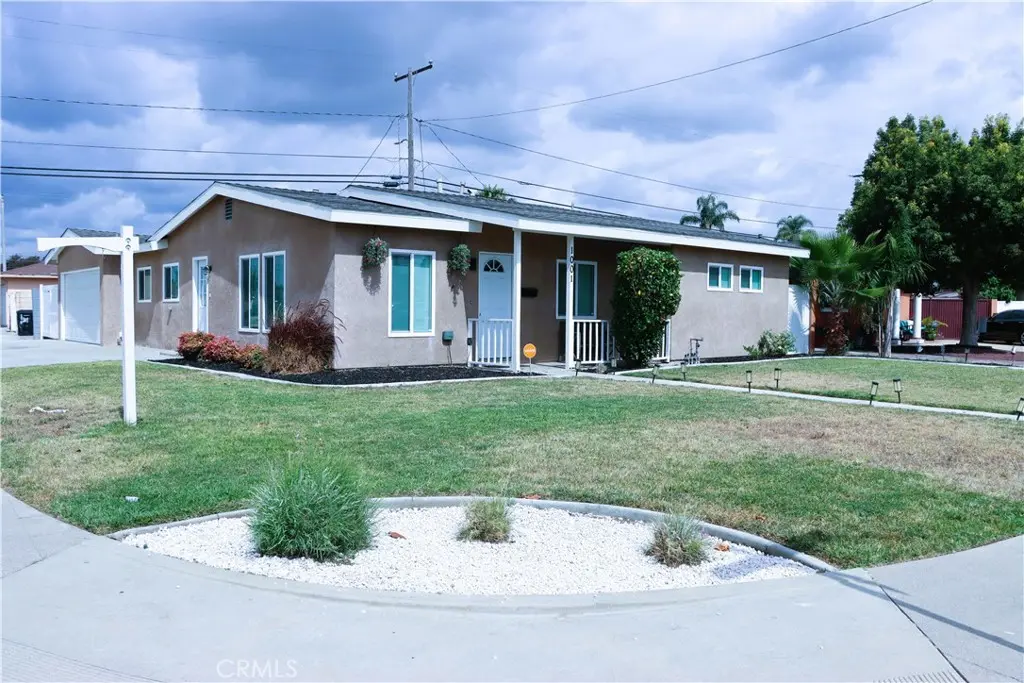 Single Family Residence for sale at 1001 N Hanover, Anaheim, CA featuring 4 beds and 2 baths