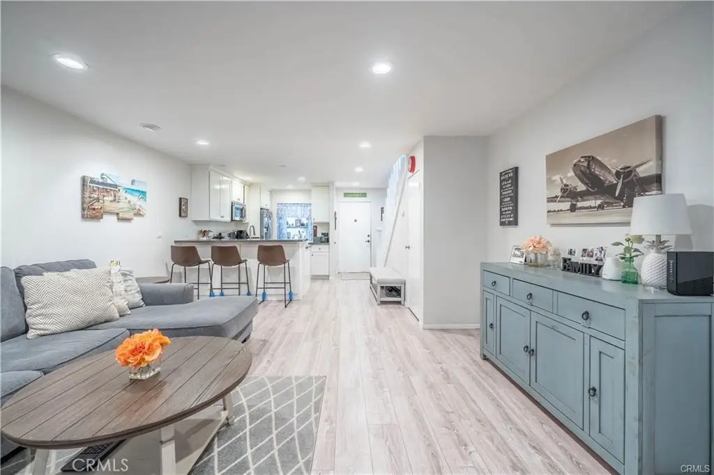 Residential Lease for rent at 12750 Centralia #43, Lakewood, Los Angeles County, CA featuring 2 beds and 2 baths
