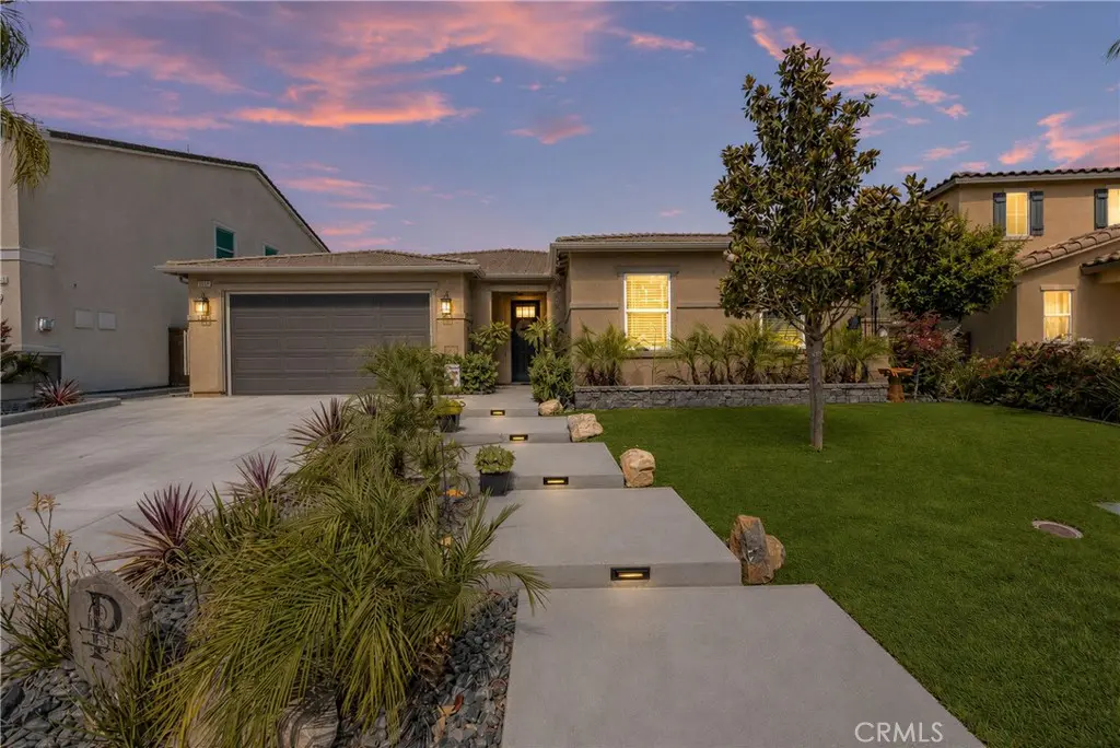 Single Family Residence for sale at 34512 Burnt Pine Rd, Murrieta, CA featuring 4 beds and 2 baths