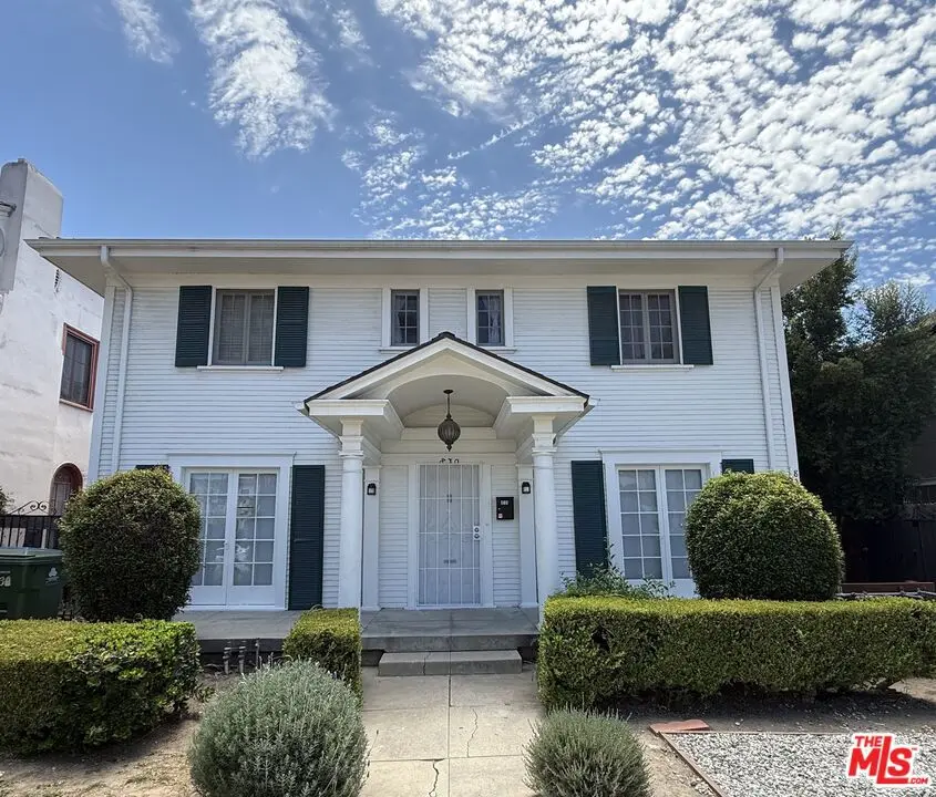 Single Family Residence for rent at 830 S Norton Avenue, Los Angeles, CA featuring 3 beds and 2 baths