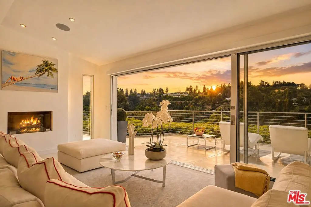 Single Family Residence for sale at 9422 Readcrest Drive, Beverly Hills, CA featuring 3 beds and 3 baths