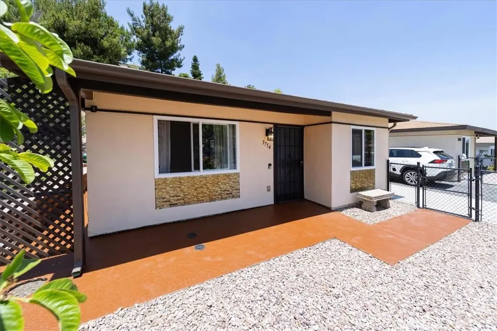 3754 Gail, Oceanside, CA — listing photo 1
