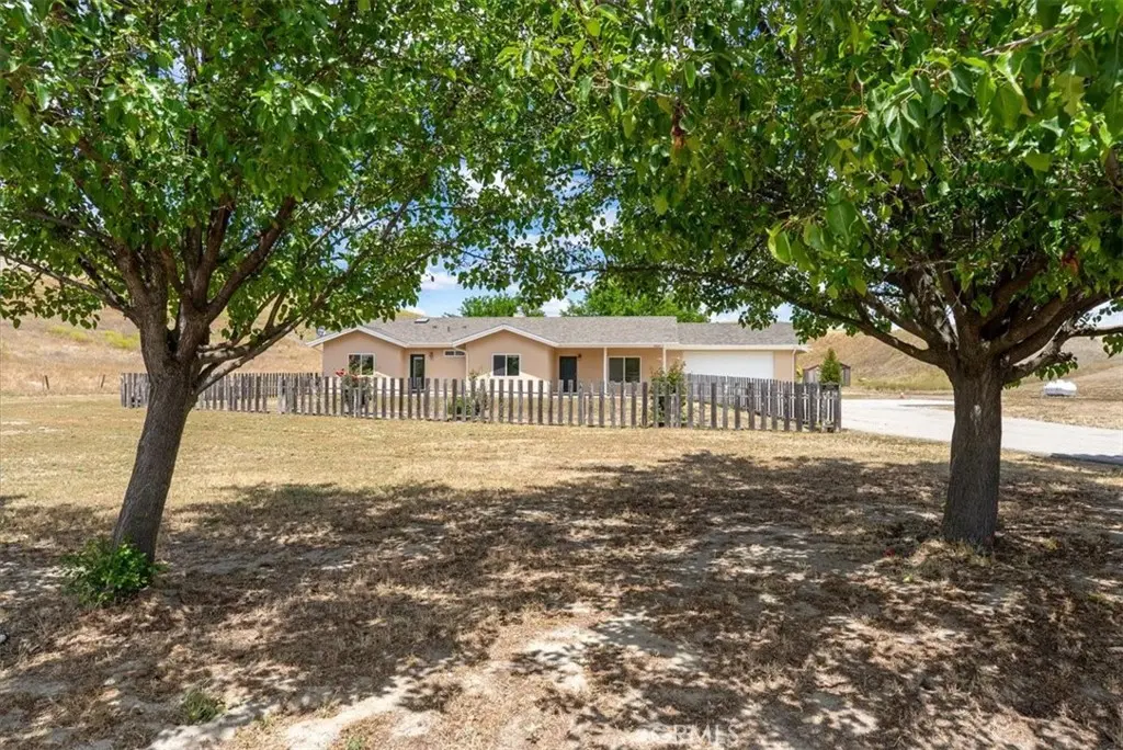 76846 Ranchita Canyon Road, San Miguel, CA — listing photo 1