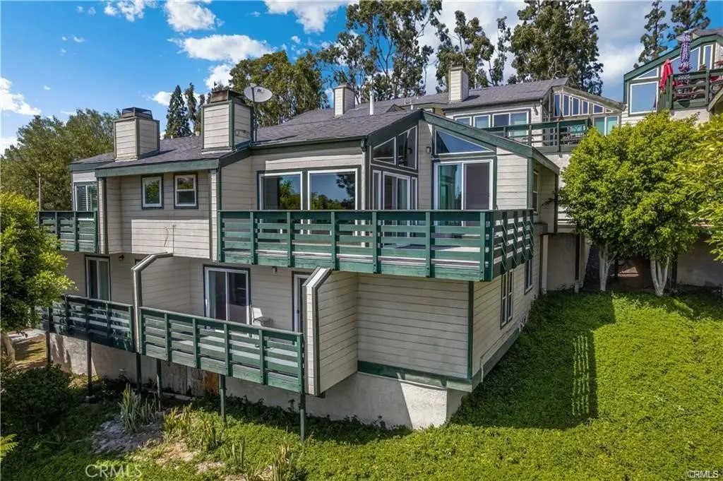 Townhouse for sale at 2017 Orchard Drive 11, Placentia, CA featuring 3 beds and 3 baths