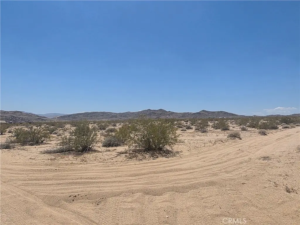 2 Mesa Verde, Joshua Tree, CA — listing photo 1