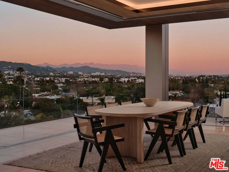 Condominium for sale at 8899 Beverly Boulevard 6BE, Los Angeles, CA featuring 4 beds and 5 baths