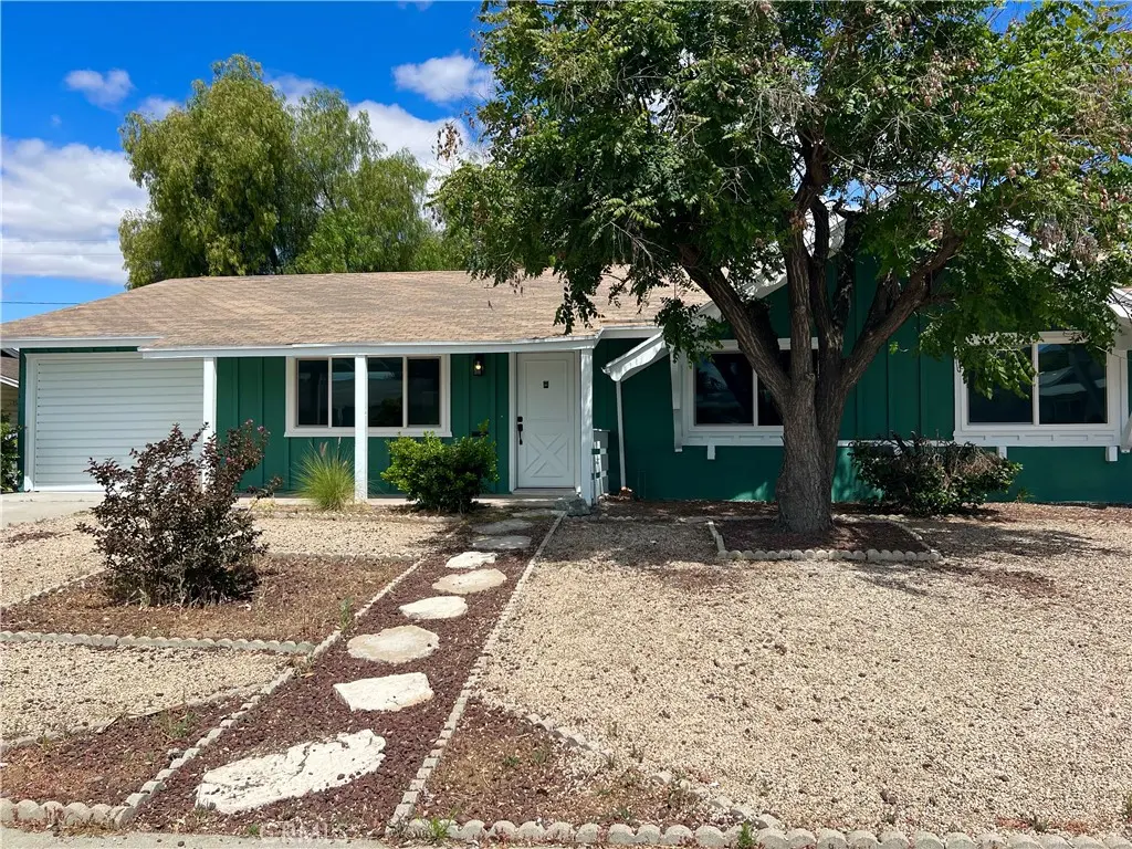 Single Family Residence for sale at 26790 Oakmont, Menifee, CA featuring 3 beds and 2 baths