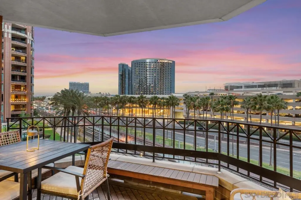 Single Family Residence for rent at 500 W Harbor Dr. 504, San Diego, CA featuring 2 beds and 2 baths