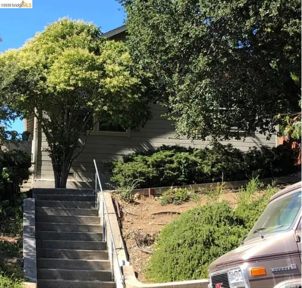 Duplex for sale at 308 Florida St., Vallejo, CA